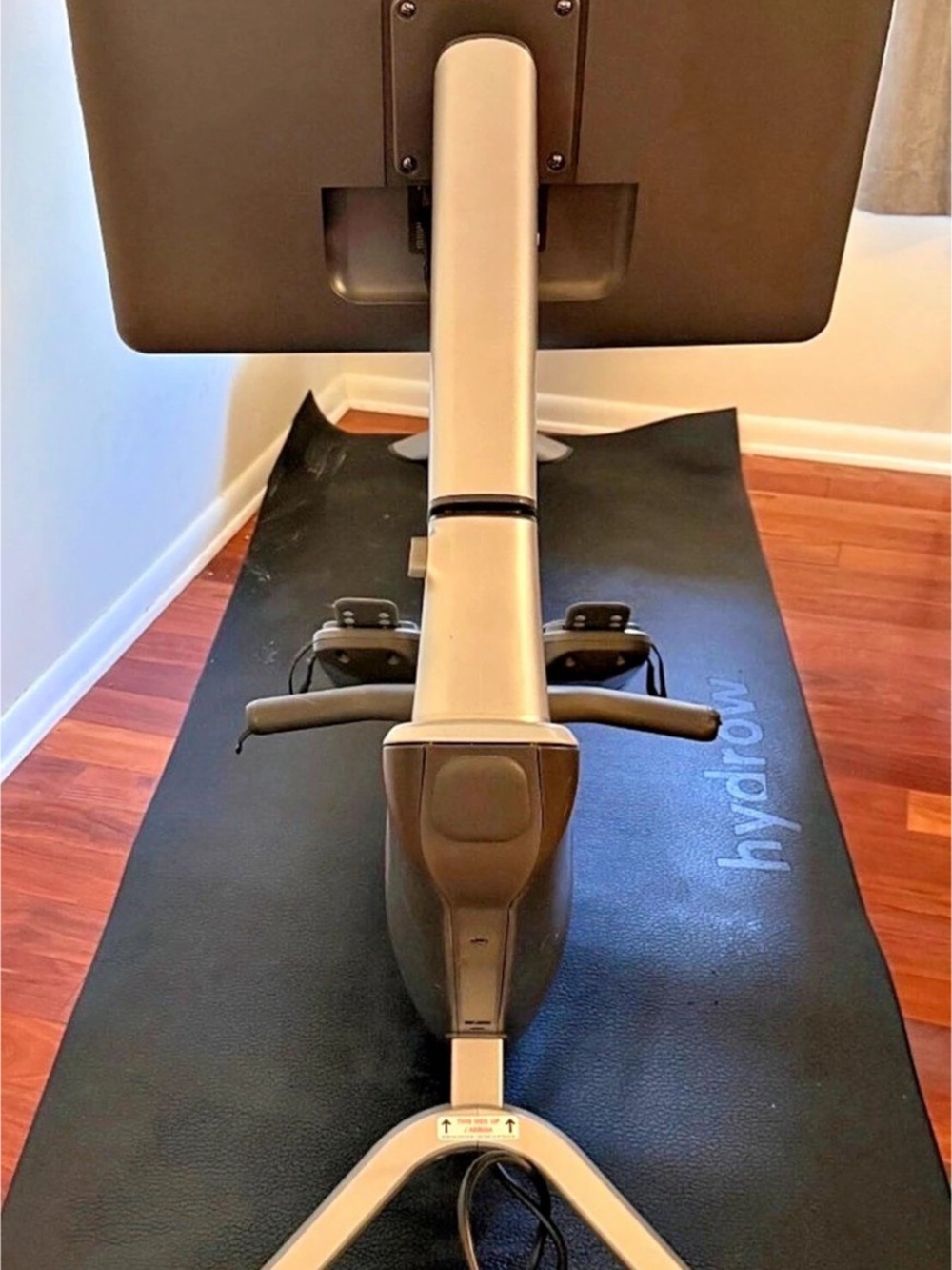 Hydrow Origin Rowing Machine Connected Rower - Picture 2 of 3